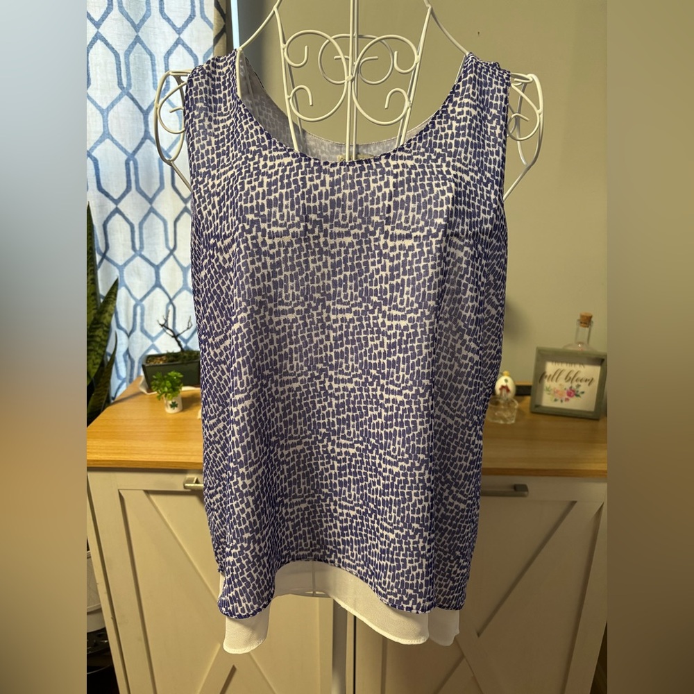 Calvin Klein Tank, Size Large.